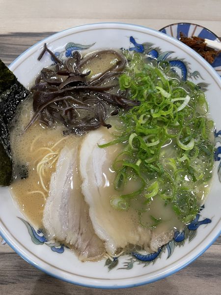 「上らーめん・粉落とし850円」@博多長浜とんこつラーメン ごてんの写真