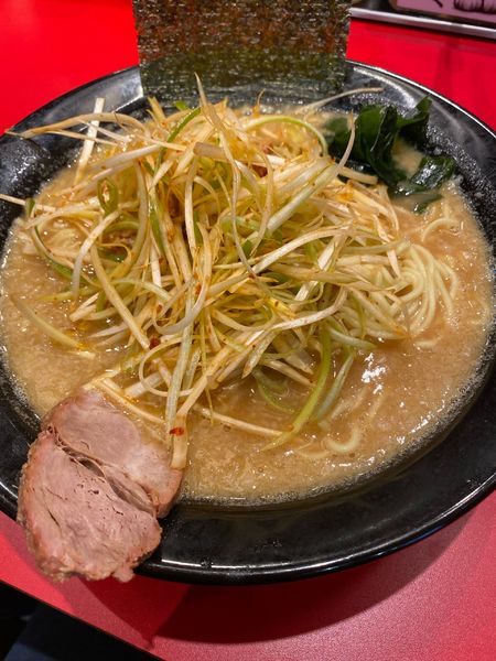 「ネギ味噌ラーメン中盛り」@柏ネギラーメン 柏本店の写真