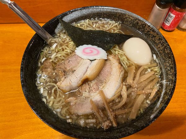 「特製中華そば」@中華そば はな田の写真