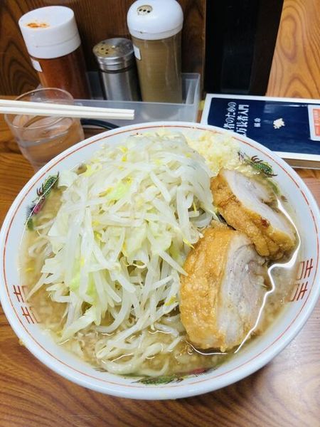 「ラーメン豚２枚」@ラーメン二郎 亀戸店の写真