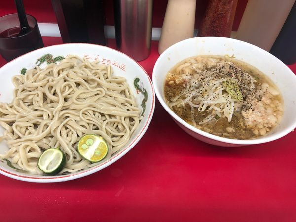 「つけ麺950+シークヮーサー」@ラーメン二郎 湘南藤沢店の写真