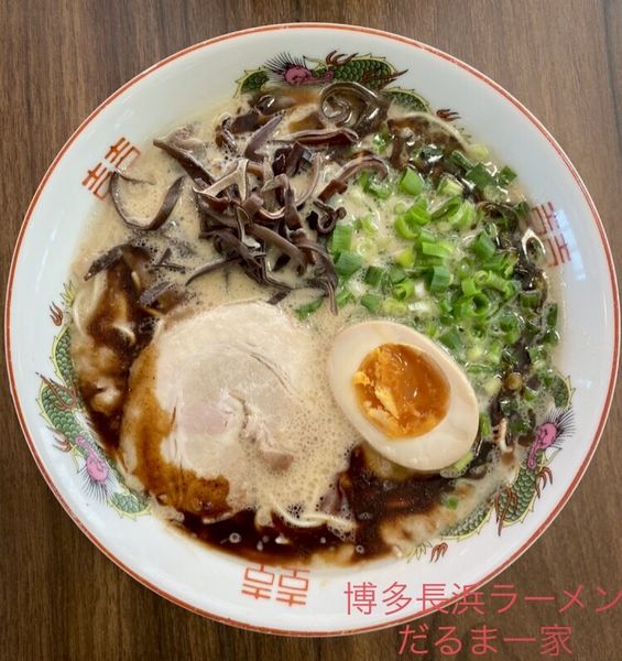 「黒だるまラーメン（830円）」@博多 長浜ラーメン だるま一家の写真