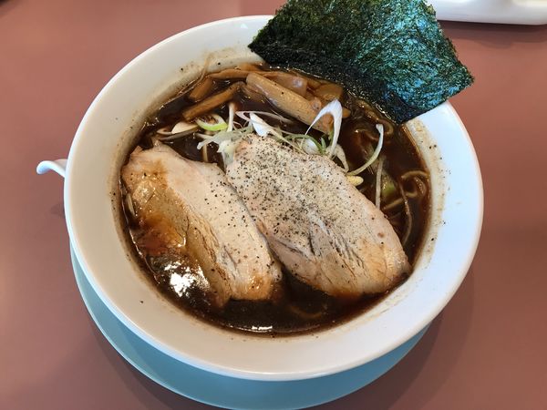 「ブラックらーめん 740円」@らーめん餃子 一行三昧の写真