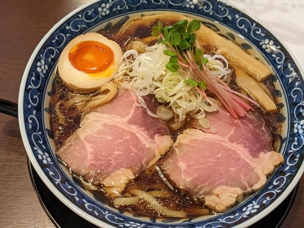 「限定冷やし生醤油らぁめん」@彩色ラーメン きんせい総本家夢風の写真