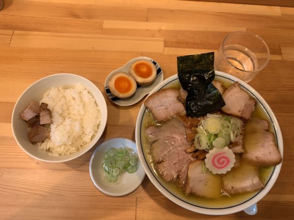 「味玉チャーシュー麺1250円」@there is ramenの写真