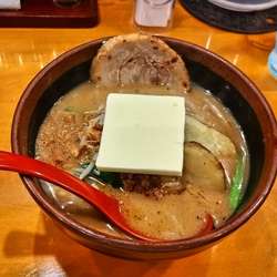 北海道味噌　超バターらーめん