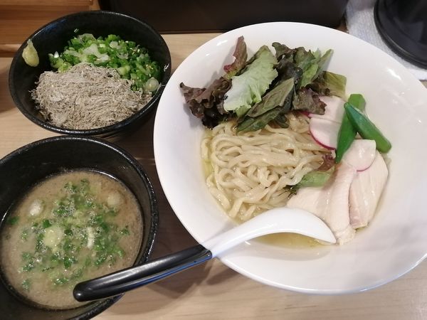 「【限定】濃厚真鯛のつけ麺900円とろろ昆布茶漬け300円」@麺屋Mの写真