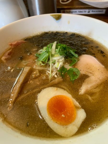 「病みつき中華そば」@麺屋 一八の写真