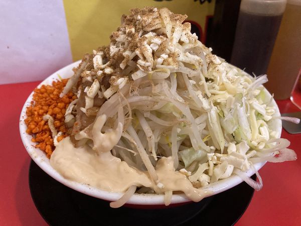 「まぜそば＋チーズ」@鷹の目 獨協大学前本店の写真