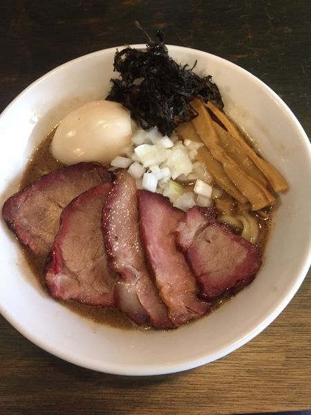 「特製濃厚中華そば」@ラーメン めろうの写真