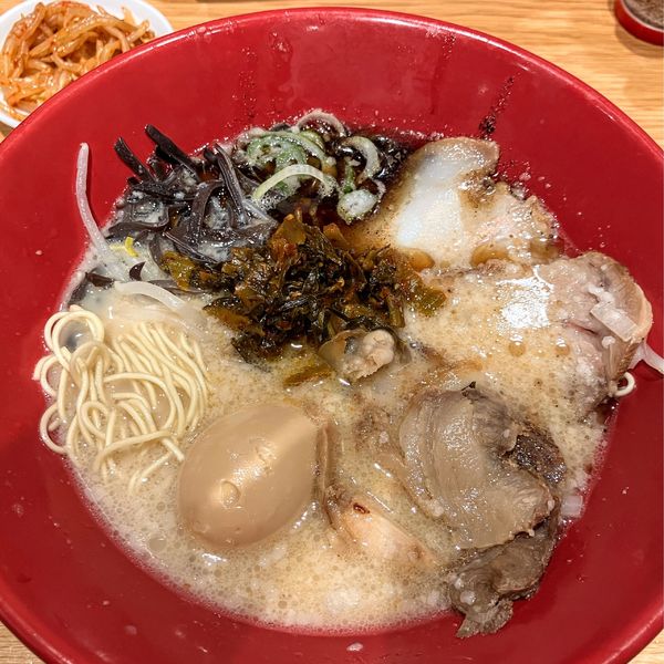 「赤丸新味550円半熟煮卵･切落しﾁｬｰ各110円【FCお得】」@博多一風堂 ららぽーとTOKYO-BAY店の写真