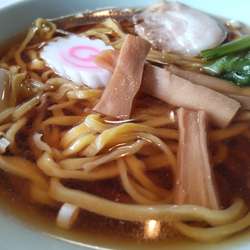 醤油ラーメン550円