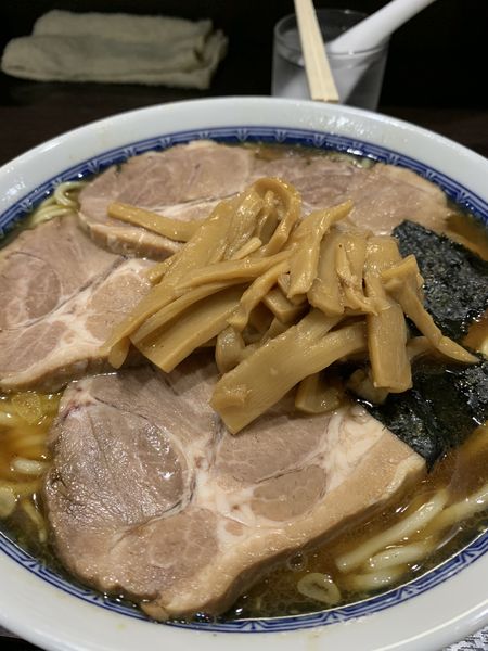「ラーメン中盛りチャーシュー」@中華そば べんてんの写真