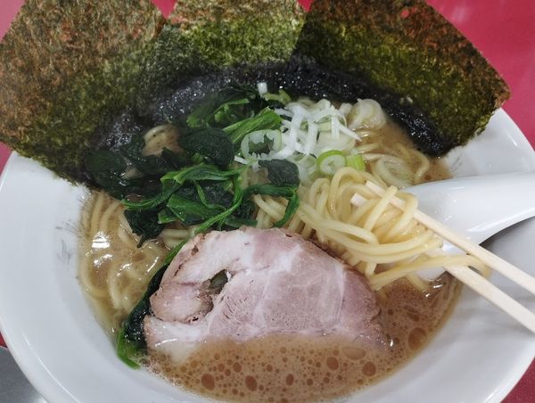 「太麺ラーメン並(700)」@鹿島家 鶴見店の写真