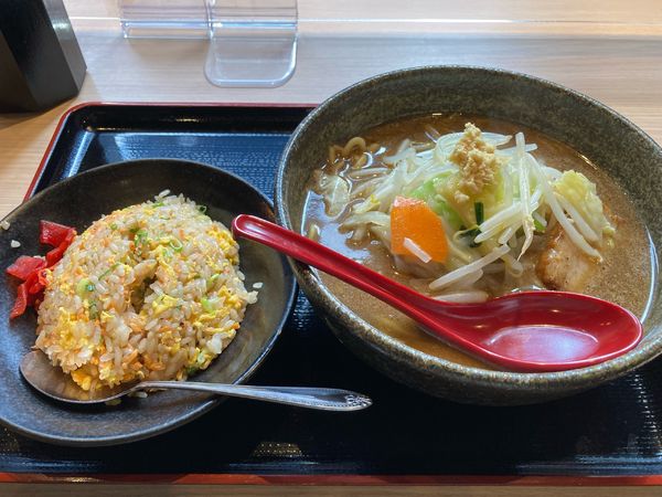「炎の炙りミソラーメン」@麺屋 國丸 靱公園前店の写真