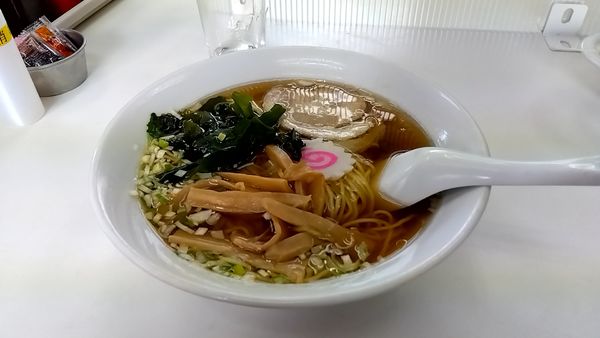 「ラーメン（チャーハンセットで９００円）」@横山飯店の写真