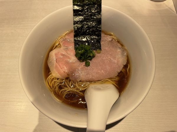 「鴨×鶏　淡麗醤油らーめん」@淡麗拉麺 己巳の写真