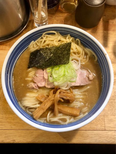 「らーめん大盛（750+100）」@こうかいぼうの写真