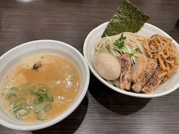 「鶏白湯つけ麺＋味玉、メンマ、鶏チャーシュー」@鶏そば 一瑳の写真