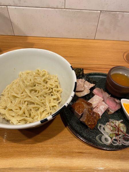 「まぜそば＋得肉三昧」@らーめん かねかつの写真