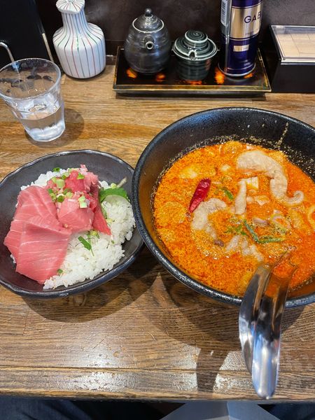 「きたかタンタン麺 半本鮪丼」@喜多方食堂 麺や玄 佐倉分店の写真