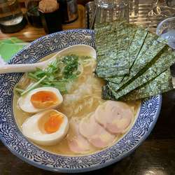 特製濃厚鶏白湯らーめん