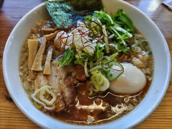 「こってり醤油ラーメン　特性4大盛り」@江刺家 五大 杉の町店の写真