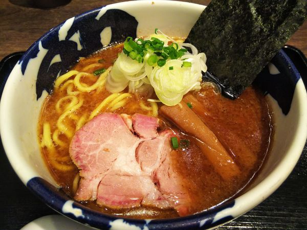 「節骨濃厚らーめん」@節骨麺たいぞう 池袋本店の写真