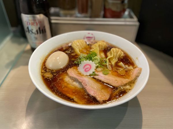 「特中華そば（大）¥1150」@横浜中華そば 維新商店の写真