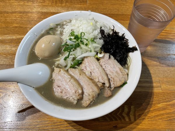 「濃厚煮干しそば(180g)」@中村屋総本山の写真