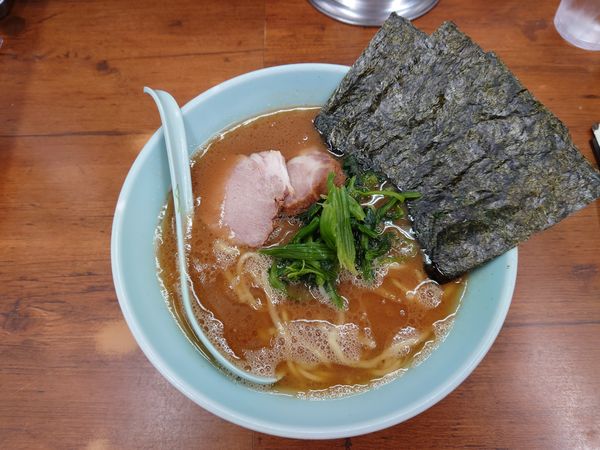 「醤油ラーメン￥650＋ライスサービス」@横浜ラーメン 武蔵家 成増店の写真