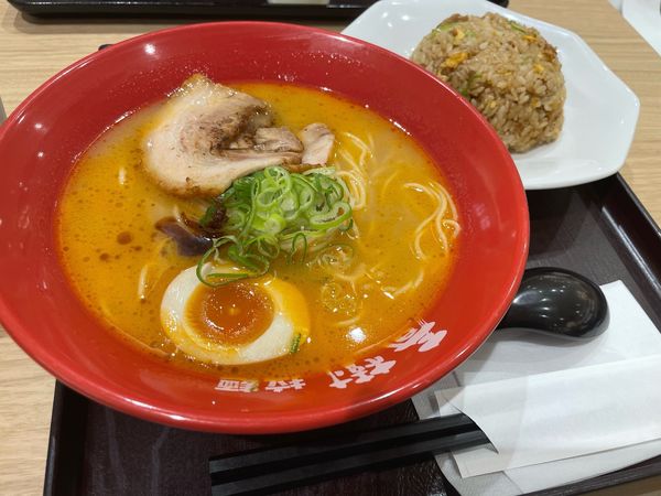 「えび豚骨塩　半チャーハン」@えび豚骨拉麺 春樹 南砂町スナモ店の写真