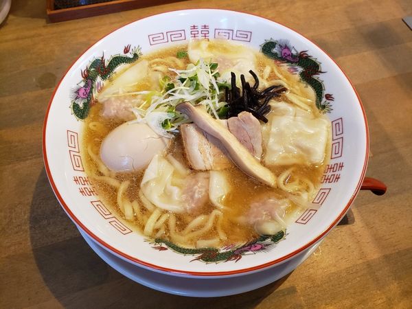 「ワンタン麺　味玉」@中華そば 天辺月の写真