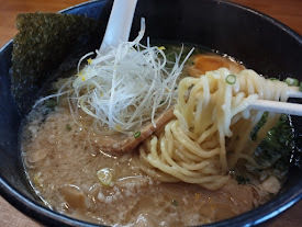 「しょうゆラーメン(720)」@ラーメン専門店 しんたけの写真
