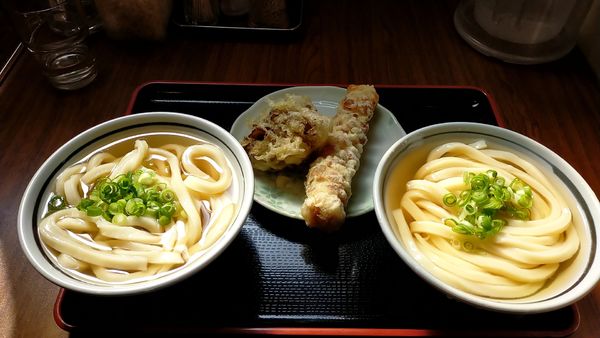 「ひやひやとあつあつ」@純手打ち讃岐うどん 五郎の写真