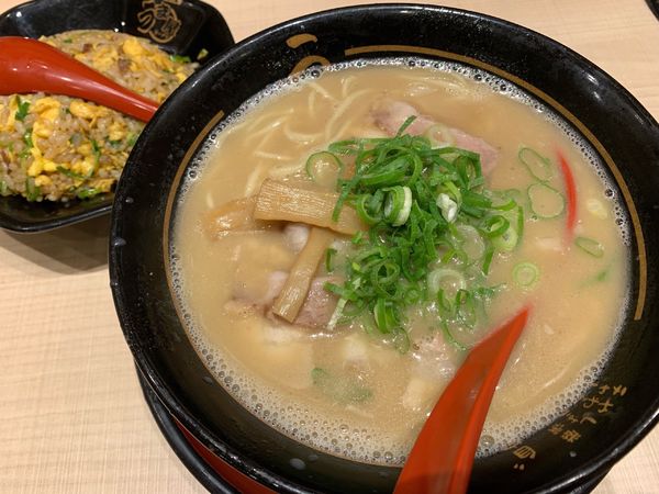 「うま屋セット」@うま屋 刈谷店の写真