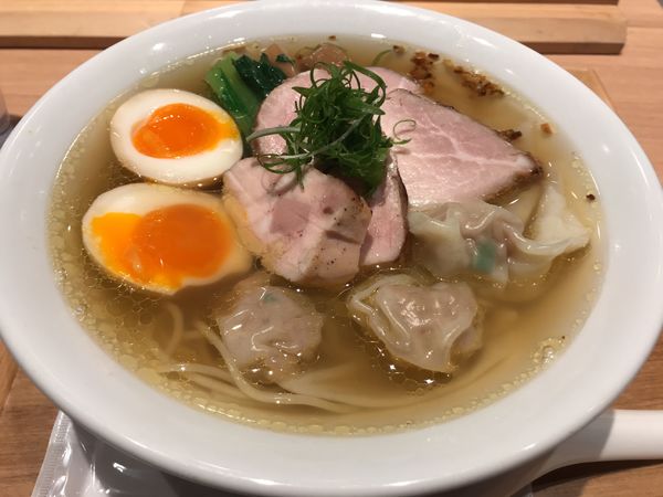 「[鉢ノ葦葉] 特製塩らー麺」@ラーメンWalkerキッチンの写真