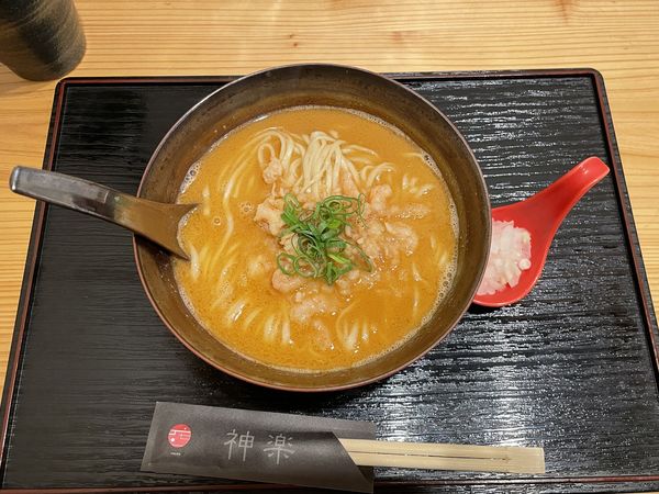 「海老白湯ラーメン　￥９６０」@海老で鯛を釣る麺堂 神楽 刈谷分店の写真