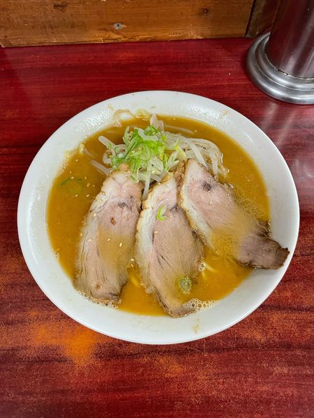 「佐伯とんこつ(900円)」@九州大分ラーメン 麺恋亭 中華街店の写真