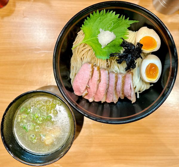 「★＜水曜日特別営業＞鴨と煮干し～合え盛りつけ蕎麦～🍜¥1,100」@麺処 ほん田 東十条店の写真