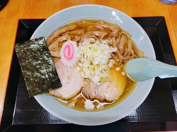 「手打ち中華そば + 穂先メンマ」@中華そば 香十の写真