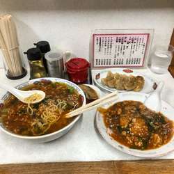 スタミナ大盛り半スタ餃子