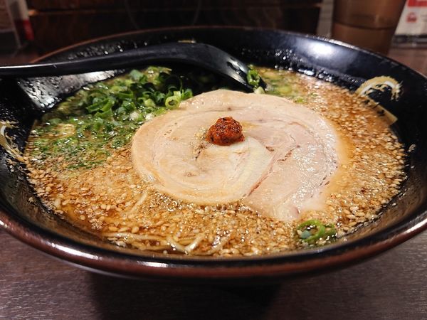 「ネギごまラーメン」@康竜 那覇松山店の写真