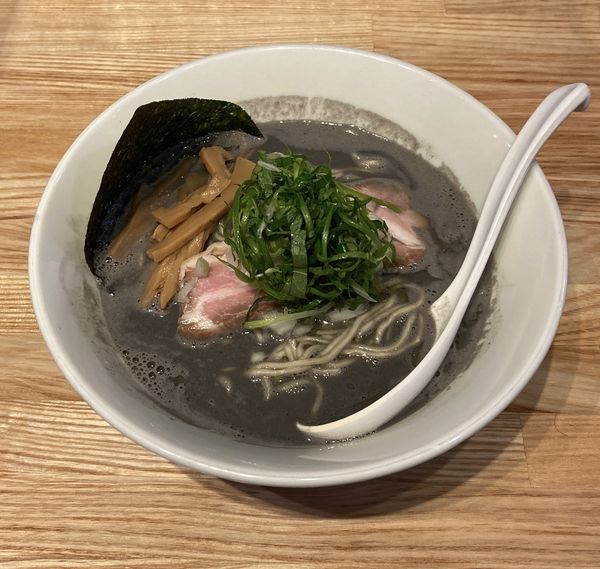 「氷見煮干しの銀ソバ」@らーめん 改の写真