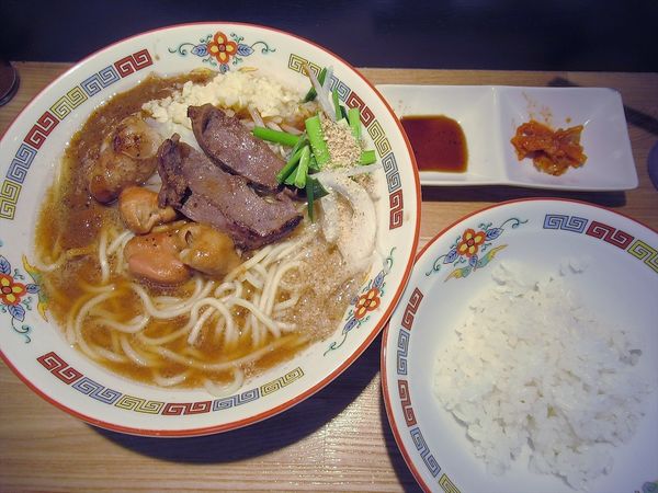 「スタホル麺ライスセット(930円)」@スタミナホルモン麺 すたほるの写真