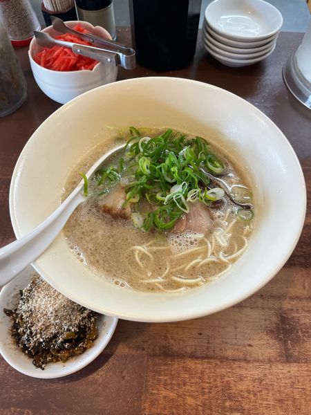 「博多豚骨ラーメン」@幸心堂の写真
