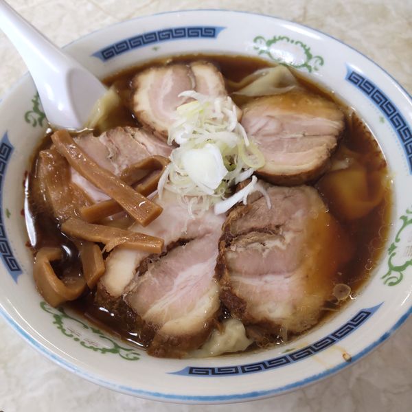 「チャーシューワンタンメン（￥900）」@晴来軒の写真