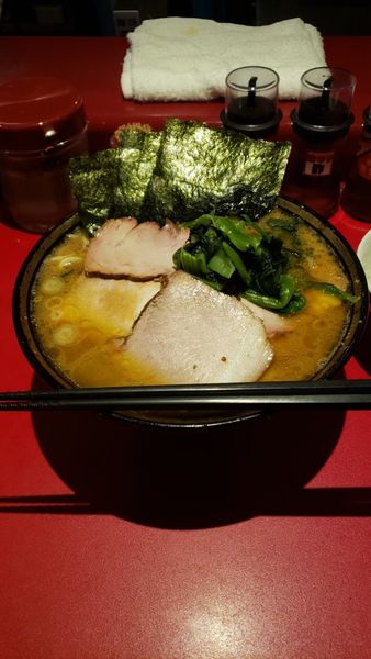 「チャーシューメン(大)+半ライス」@厚木家の写真