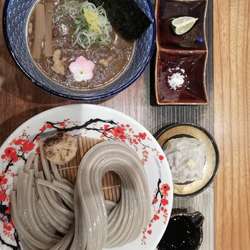 つけ麺並盛1600円+シウマイ400円+手数料350円