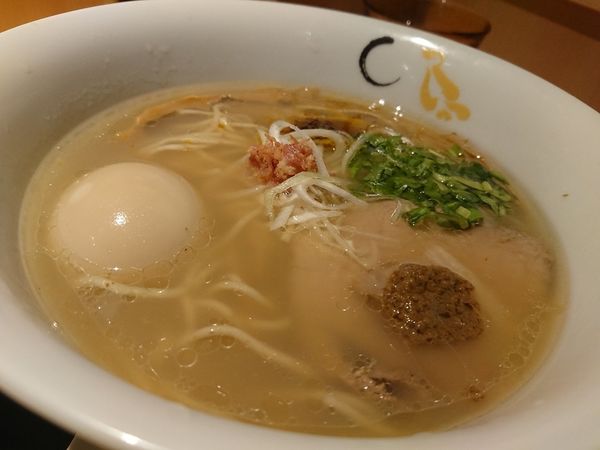 「真鯛と蛤の塩そば」@SOBAHOUSE 金色不如帰 新宿御苑本店の写真